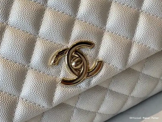 HyperPeter WITH LARGE TOP HANDLE CHANEL BAG FLAP 0518